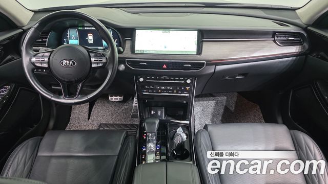 Kia K7 — interior