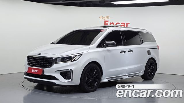 Kia Carnival — exterior