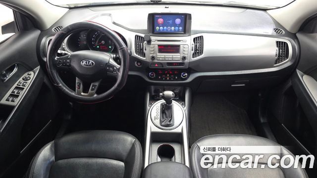 Kia Sportage — interior