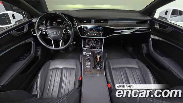 Audi A7 — interior