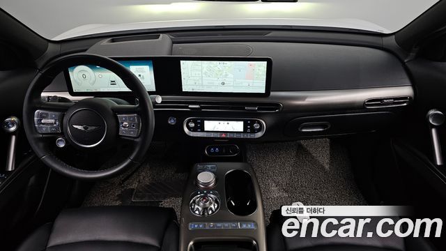 Genesis GV60 — interior