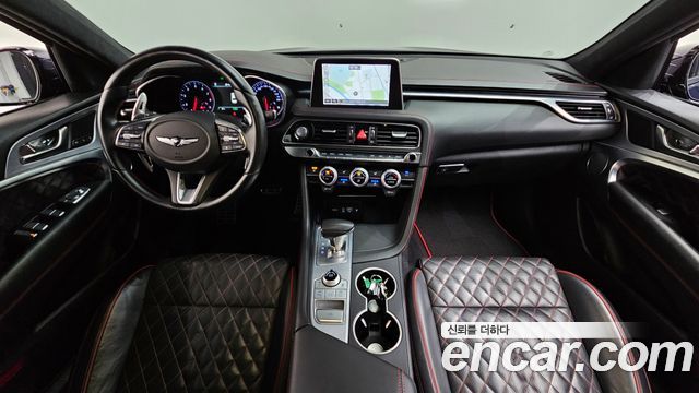 Genesis G70 — interior