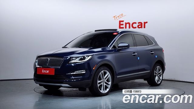 Lincoln MKC — exterior