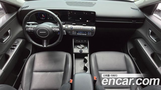 Hyundai Kona — interior