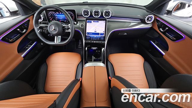 Mercedes-Benz C-Class — interior