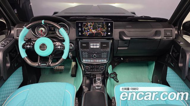 Mercedes-Benz G-Class — interior