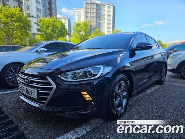 Hyundai Avante — exterior