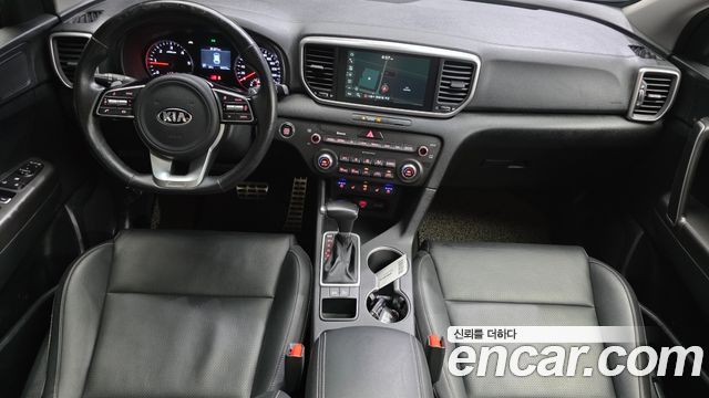 Kia Sportage — interior