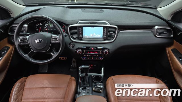 Kia Sorento — interior