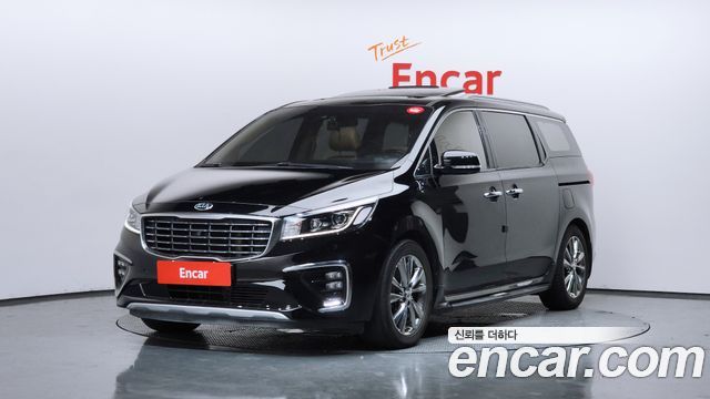 Kia Carnival — exterior