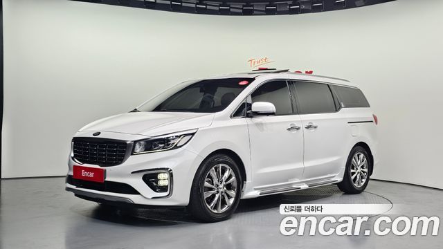 Kia Carnival — exterior