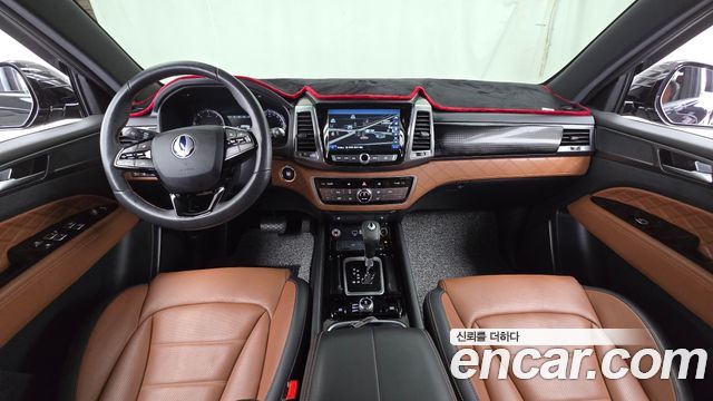KG Mobility Rexton — interior