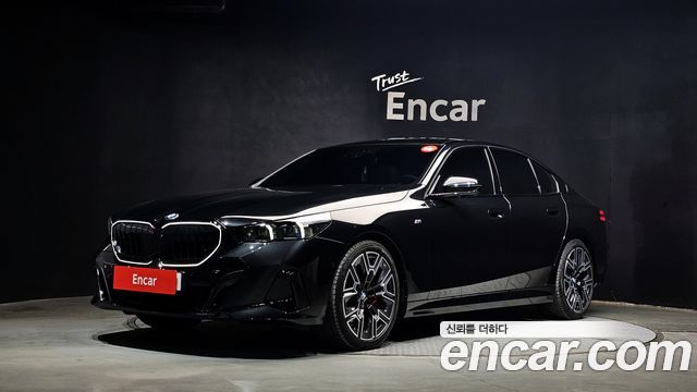 BMW 5 Series — exterior