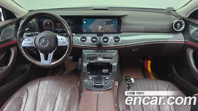 Mercedes-Benz CLS-Class — interior