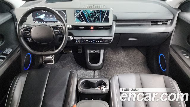 Hyundai IONIQ 5 — interior