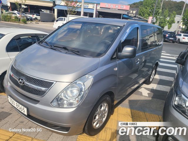 Hyundai Starex — exterior