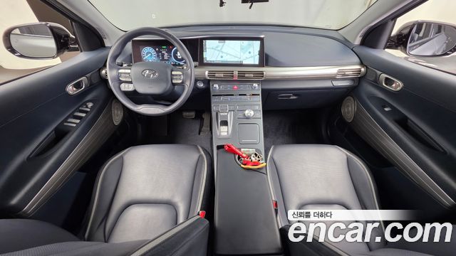 Hyundai Nexo — interior