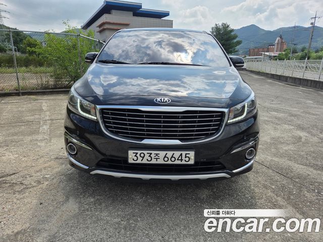 Kia Carnival — exterior