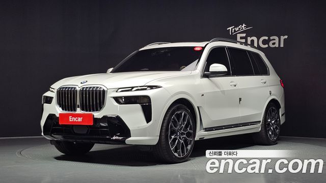 BMW X7 — exterior