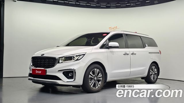 Kia Carnival — exterior