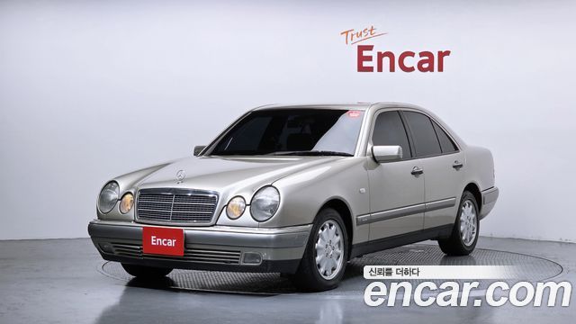 Mercedes-Benz E-Class — exterior