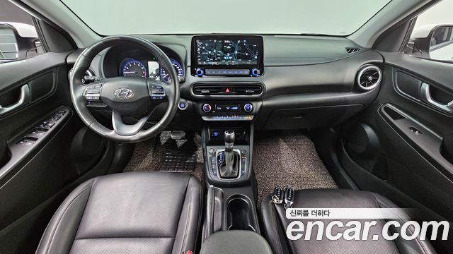 Hyundai Kona — interior