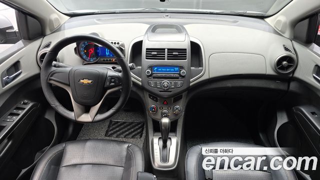 Chevrolet Korea Aveo — interior