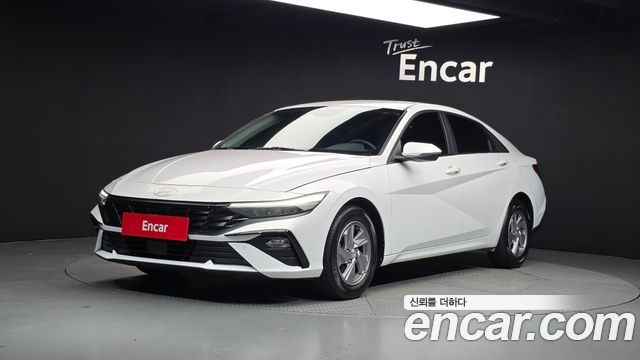 Hyundai Avante — exterior