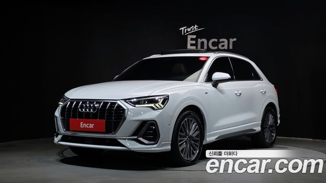 Audi Q3 — exterior