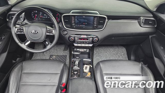 Kia Sorento — interior