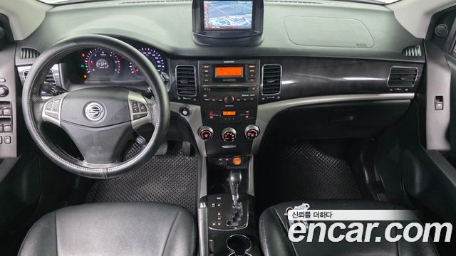 KG Mobility Korando — interior