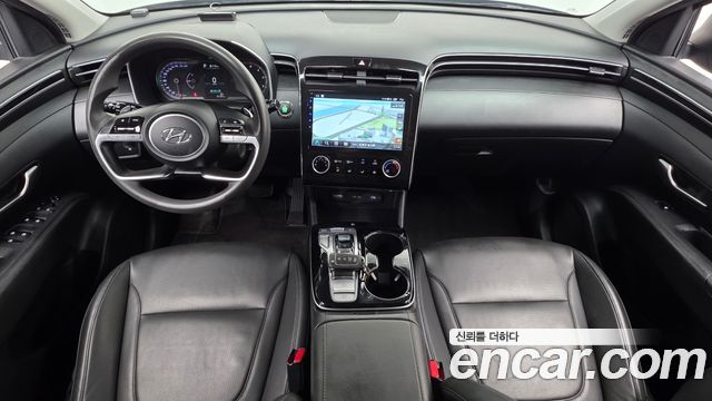 Hyundai Tucson — interior
