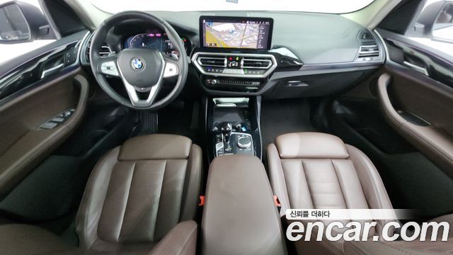 BMW X3 — interior