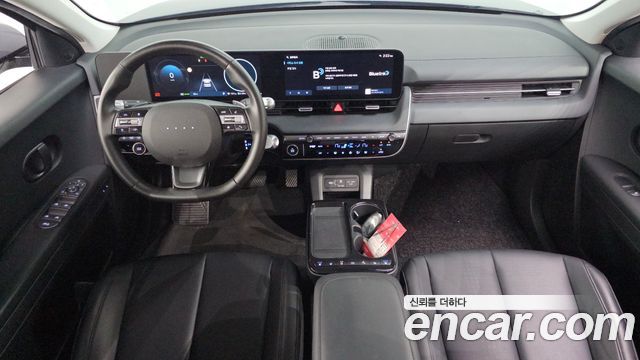 Hyundai IONIQ 5 — interior