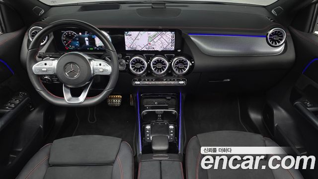Mercedes-Benz EQA — interior