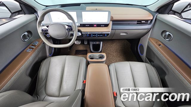 Hyundai IONIQ 5 — interior
