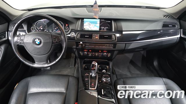 BMW 5 Series — interior