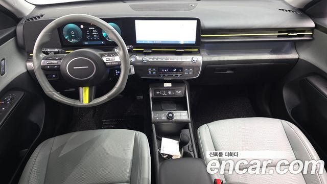 Hyundai Kona — interior