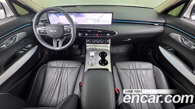 Genesis GV70 — interior