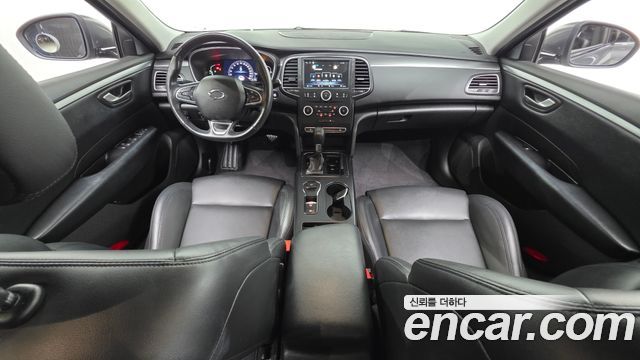 Renault Korea SM6 — interior