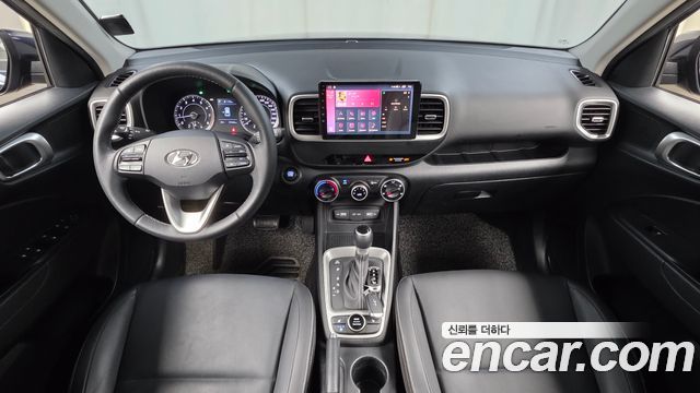 Hyundai Venue — interior