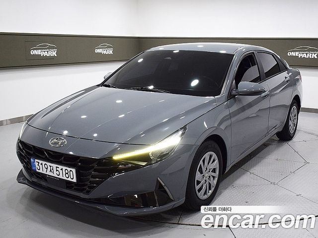 Hyundai Avante — exterior