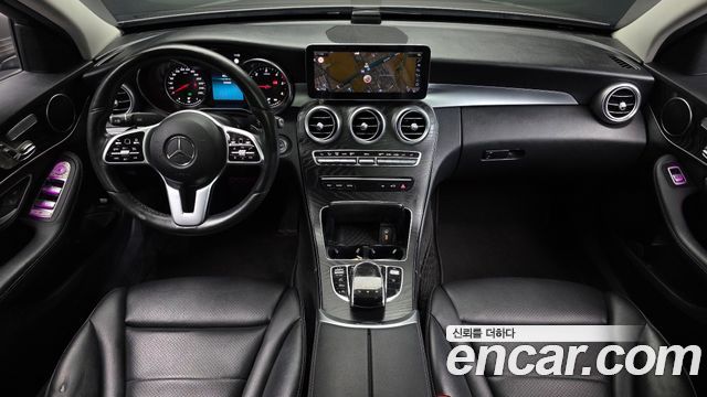 Mercedes-Benz C-Class — interior