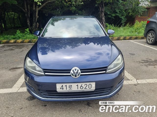 Volkswagen Golf — exterior