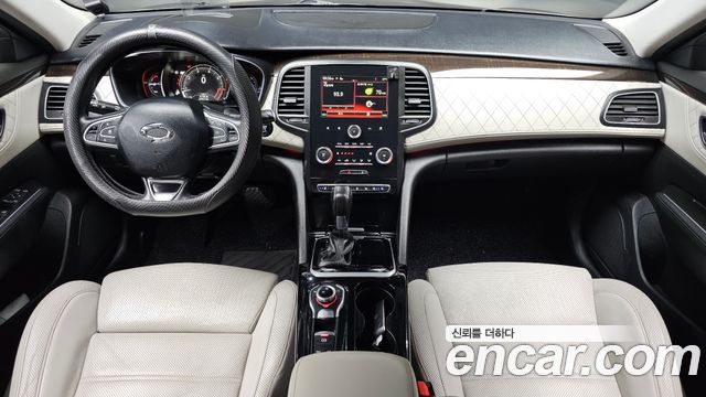 Renault Korea SM6 — interior