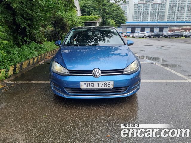 Volkswagen Golf — exterior