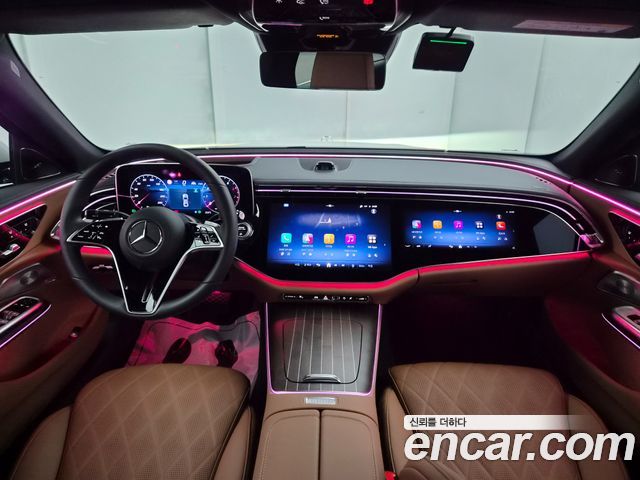 Mercedes-Benz E-Class — interior