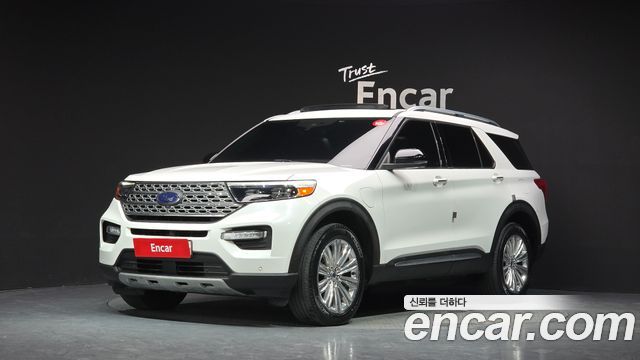 Ford Explorer — exterior