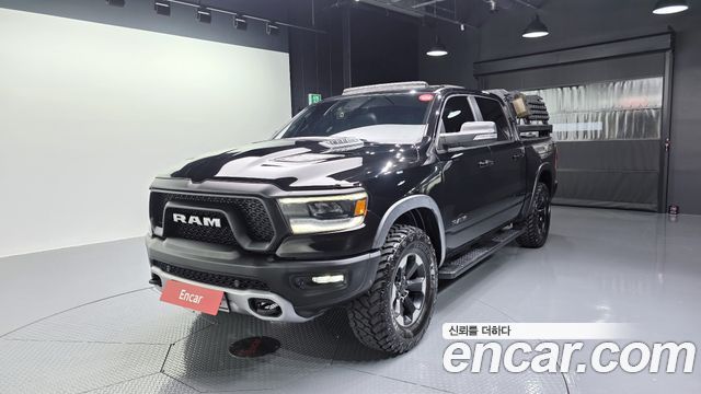 Dodge Ram Pickup — exterior