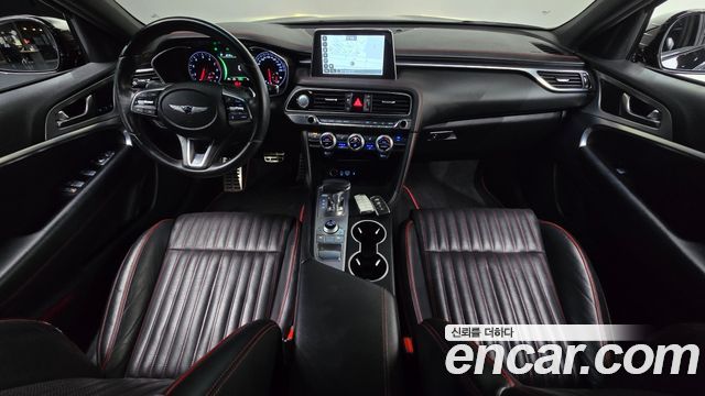 Genesis G70 — interior